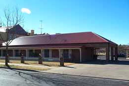 Club Motel - Kawana Tourism 4