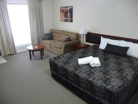 Club Motel - Kawana Tourism 2