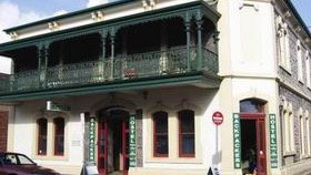 Adelaide's Shakespeare Backpackers International Hostel - Kawana Tourism 2
