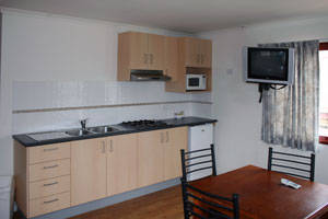 Eaglehawk Holiday Park - Kawana Tourism 4