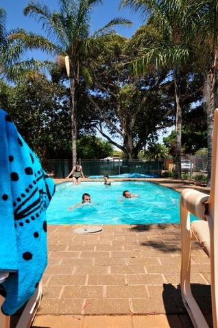 Griffith Tourist Caravan Park - Kawana Tourism 1