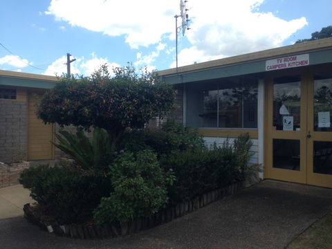 Gympie Caravan Park - Queens Park - Kawana Tourism 3