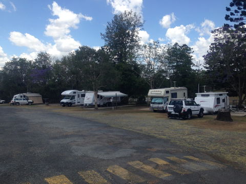 Gympie Caravan Park - Queens Park - Kawana Tourism 4