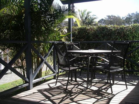 Jacaranda Caravan Park - Kawana Tourism 1