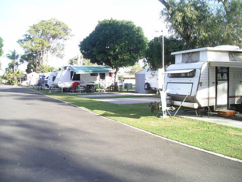 Jacaranda Caravan Park - Kawana Tourism 3
