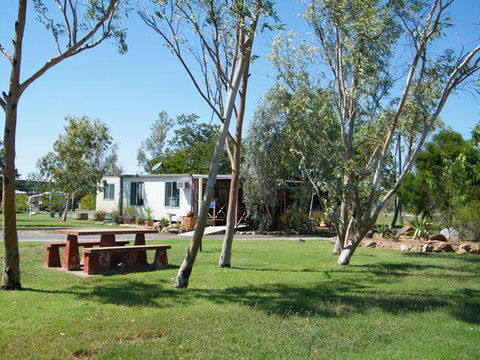 Julia Creek Caravan Park - Kawana Tourism 1