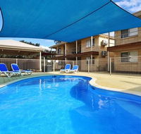 Lakeside Holiday Apartments - Kawana Tourism