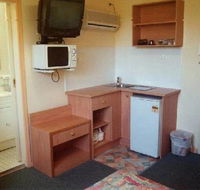 Lodge Motel - Kawana Tourism