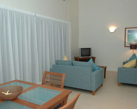 Rainbow Beach Resort - Kawana Tourism 0