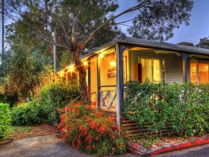 Highway Tourist Village - Kawana Tourism 4