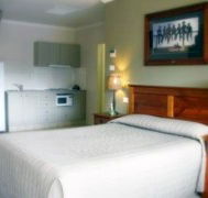 Saltbush Motor Inn - Kawana Tourism