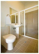 The Royal Hotel - Kawana Tourism 4