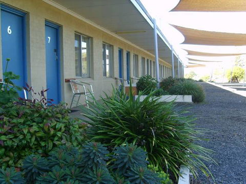 Valley View Motel - Kawana Tourism 4