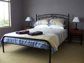 Jacaranda Heights Bed And Breakfast - Kawana Tourism 1