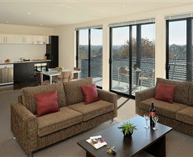 Apartments @ Kew Q105 - Park Avenue Accommodation Group - Kawana Tourism 0