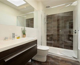Apartments @ Kew Q105 - Park Avenue Accommodation Group - Kawana Tourism 1