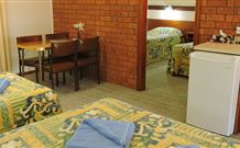 Castlereagh Motor Inn - Gilgandra - Kawana Tourism 0