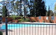Castlereagh Motor Inn - Gilgandra - Kawana Tourism 1