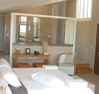 Caves Beachside Hotel - Caves Beach - Kawana Tourism