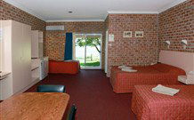 Gloucester Country Lodge Motel - Gloucester - Kawana Tourism 4
