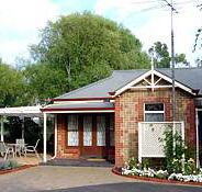 Amble In Self Contained Accommodation - Garden Retreat B  B - Kawana Tourism