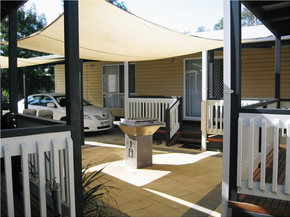 Yarraby Holiday Park - Kawana Tourism 0