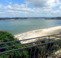 Leisure-lee Holiday Apartments - Kawana Tourism
