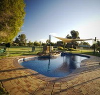 Howlong Country Golf Club Motel - Kawana Tourism