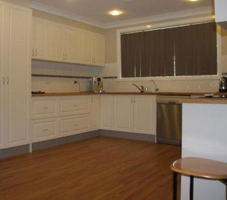 Snowy Mountains Motel - Kawana Tourism 2