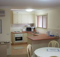 Charlotte Apartments - Kawana Tourism