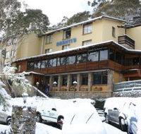 Bernti's Mountain Inn - Kawana Tourism
