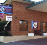 Adelong Motel - Kawana Tourism