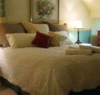 Hawks Nest Bed and Breakfast - Kawana Tourism