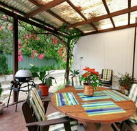 Pass and Pause Holiday Bed and Breakfast Accommodation - Kawana Tourism