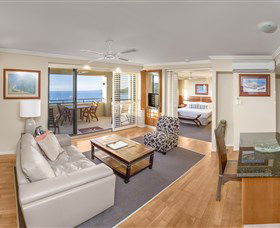 Pinnacles Resort - Kawana Tourism 3