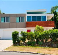 Hilltop Mansion Gold Coast - Kawana Tourism