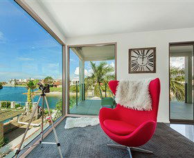 Riviera Waters At Vogue Holiday Homes - Kawana Tourism 0