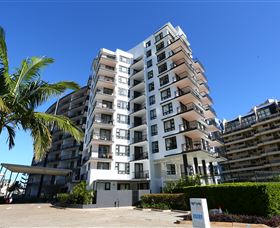 Neptune Resort - Kawana Tourism 0