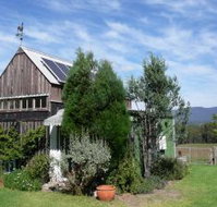 Runnymeade Garden Studio Bed and Breakfast - Kawana Tourism