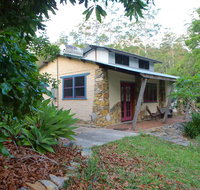 Mudbrick and Stone Hideaway Bellingen - Kawana Tourism