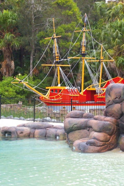 Smuggler's Cove Holiday Village - Kawana Tourism 3