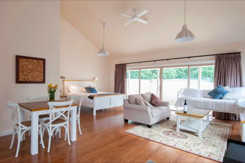 The Nest At Gundaroo - Kawana Tourism 6