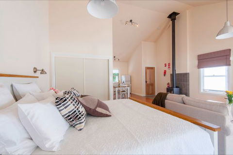 The Nest At Gundaroo - Kawana Tourism 7