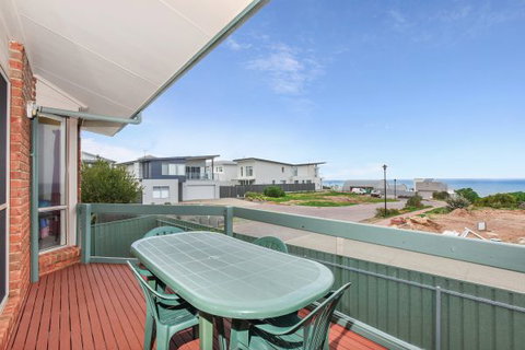 Coastal Cottage - Kawana Tourism 30