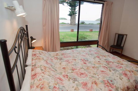 Coastal Cottage - Kawana Tourism 61