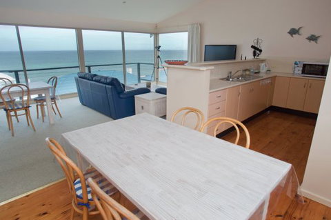 Coastal Cottage - Kawana Tourism 45