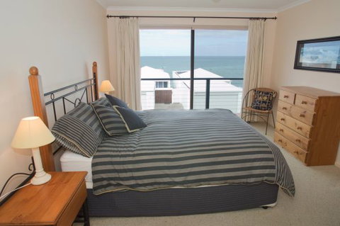 Coastal Cottage - Kawana Tourism 46