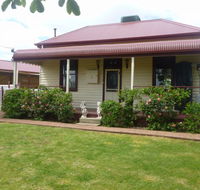 Country Cottages BB - Kawana Tourism