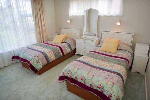 Coastal Cottage - Kawana Tourism 6