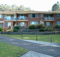 Lavender Point Holiday Units - Kawana Tourism